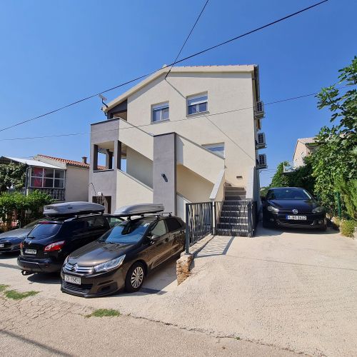 Family Friendly Seaside Apartments Kruševo, Novigrad - 23302 Kruševo