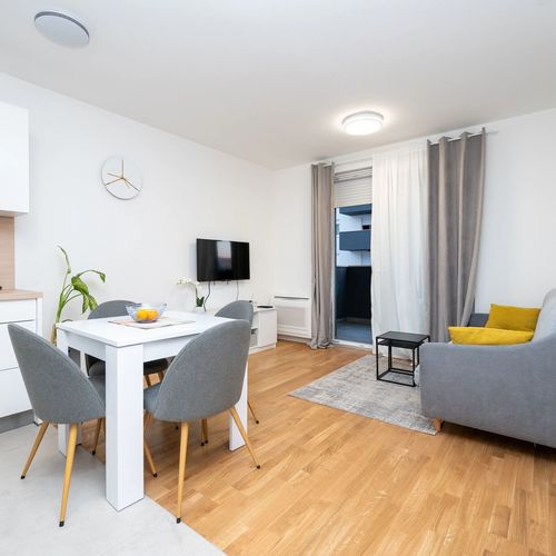 Apartmanok Parkolóhellyel Zadar - 23405