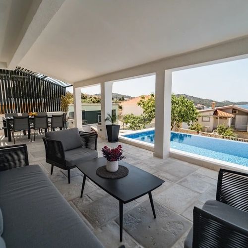 Luxusvilla A Tenger Mellett Medencével Razanj, Rogoznica - 23572 Ražanj