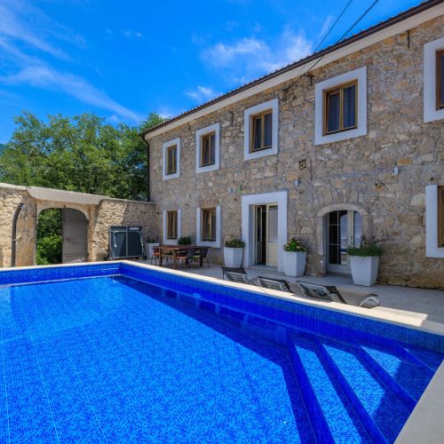 Villa Stone castle Tribalj