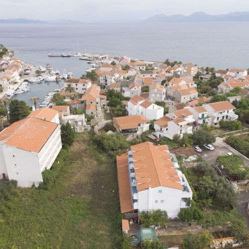 Apartments Blue Sucuraj