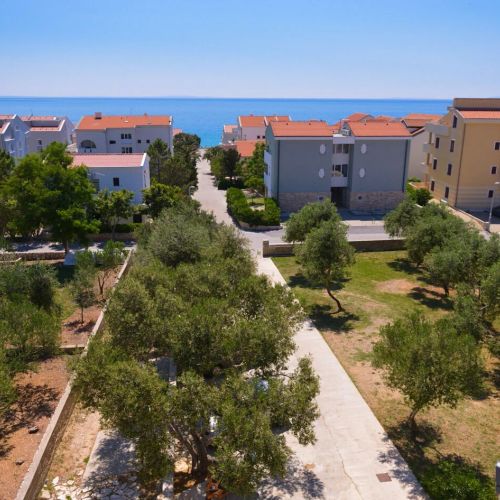 Apartments Boris Novalja