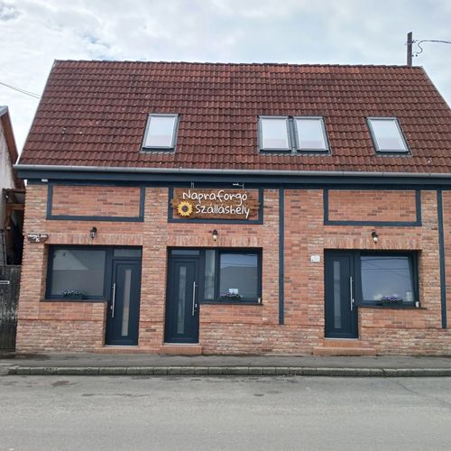 Napraforgó Apartman Miskolc