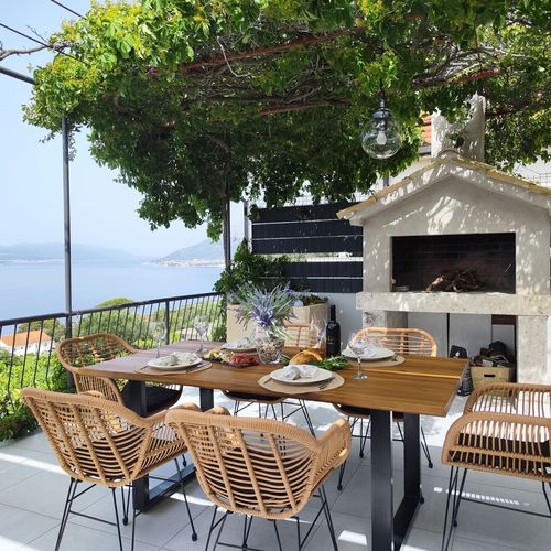 House Noa Orebic