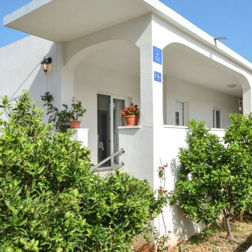 House Pazanin Vinisce – Vinišće, Croația