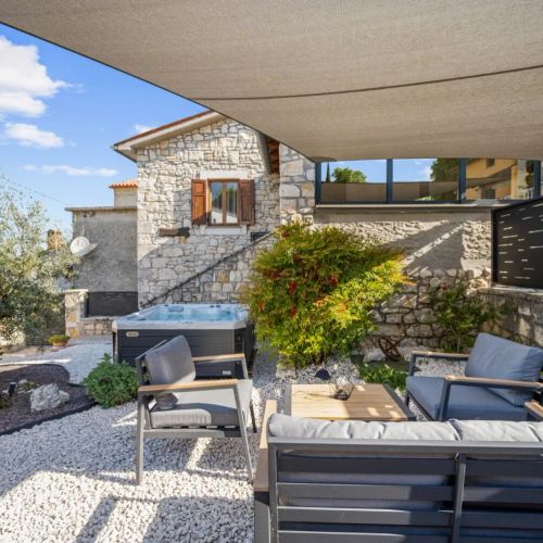House Bruna Krsan – Kršan, Chorvatsko