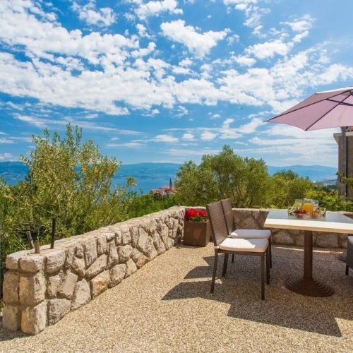 Apartment Brusic Vrbnik