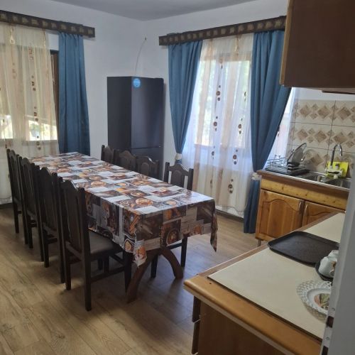 Cabana din Bușuc Râșca – Râșca, România
