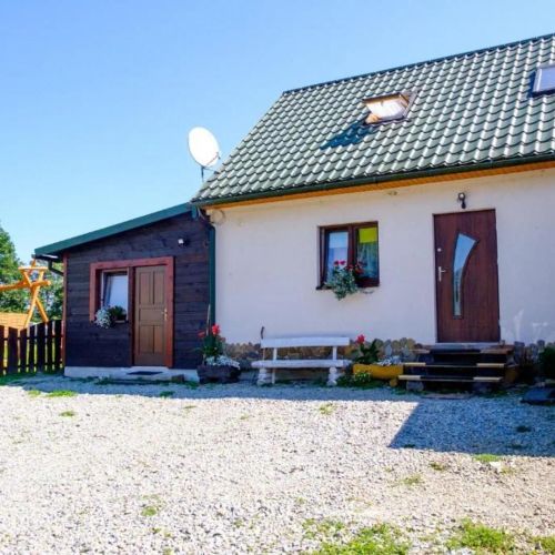 Kwatery u Anety – Ustrzyki Górne, Polska