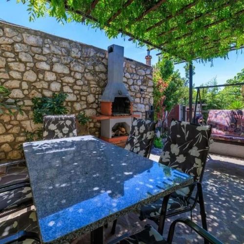 Kuća za Odmor Bribirka Gradac – Bribir, Croația