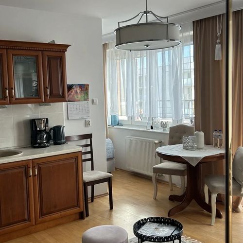 Unigue beige & gold apartment Kołobrzeg 