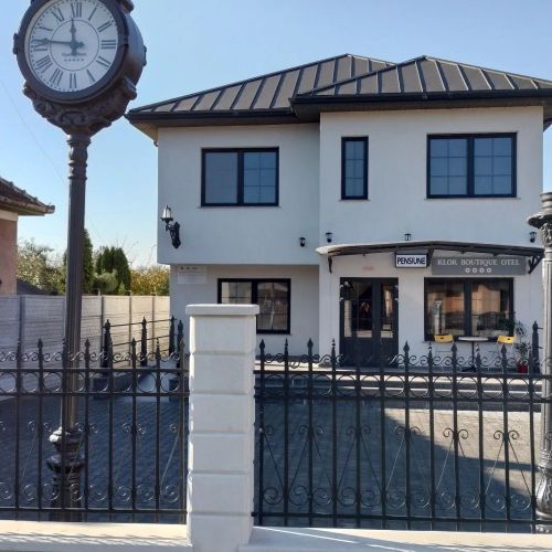 Klok Boutique 'Otel Seini – Seini, România