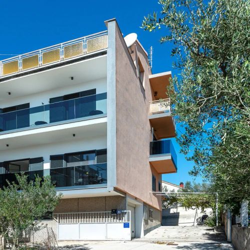 Apartments Andrea Brodarica
