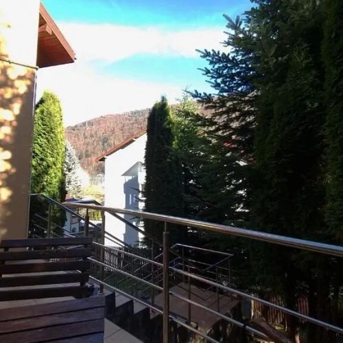 Marble Villa: Luxury Estate - Central but Intimate Sinaia – Sinaia, România