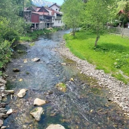 Diana's Holiday Home Sătic – Sătic, România