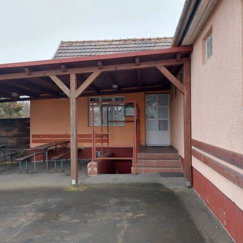 Kéktúra Vendégház Romhány