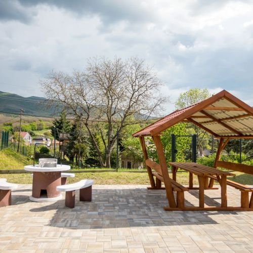 Mátravölgy Apartmanház Pásztó – Pásztó, Ungaria