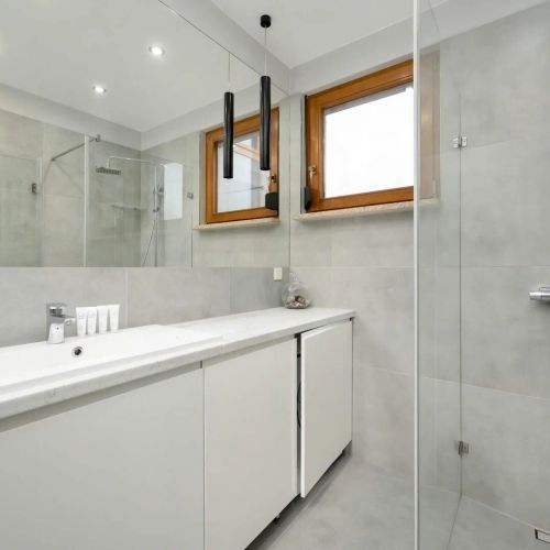 Bema 5C | Nowoczesny Apartament | Parking | Biurko Wrocław – Wrocław, Polonia