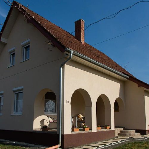 Búzavirág Vendégház Magyarszombatfa