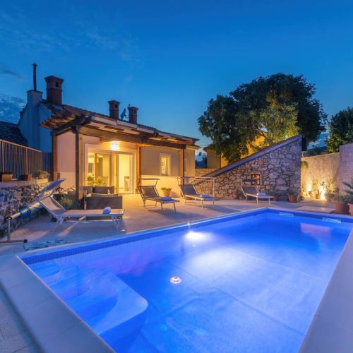 Kuca za odmor Oasis Novi Vinodolski – Novi Vinodolski, Croația