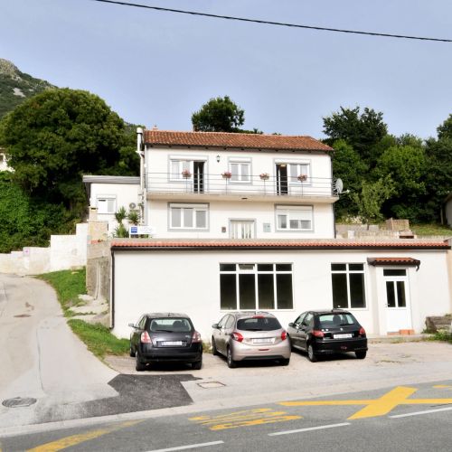 Apartments Plomin