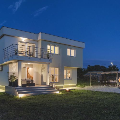 Family Friendly House With A Parking Space Galižana, Fažana - 22739 Galižana