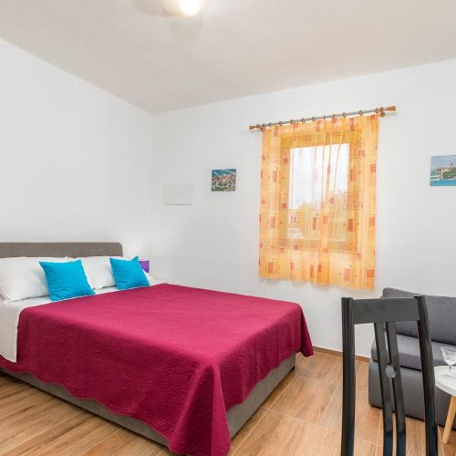 Apartments With Parking Space Valbandon, Fažana - 23659 Valbandon