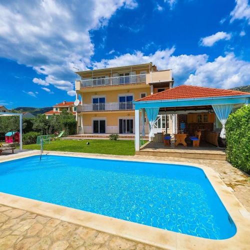 Holiday House With A Swimming Pool Kaštel Lukšić, Kaštela - 23710 Kaštel Lukšić