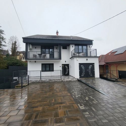 Emili Apartman Miskolctapolca – Miskolctapolca, Węgry