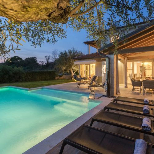 Villa Nar s bazenom i predivnim panoramskim pogledom na more Sveti Lovrec – Selina, Croația
