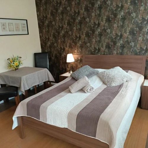 Lux Apartment Small