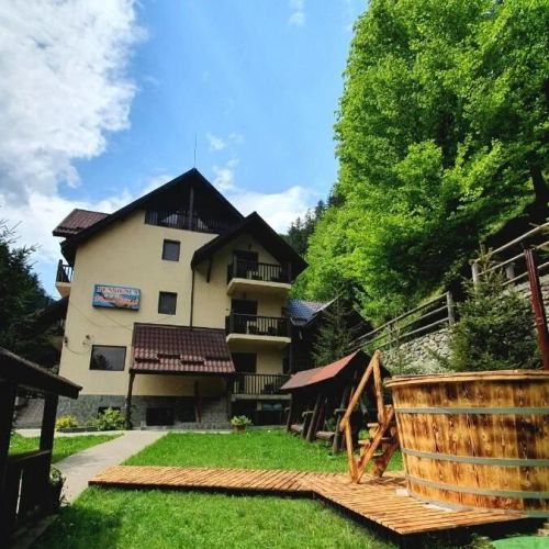 Pensiunea Poiana Uliului Rucăr