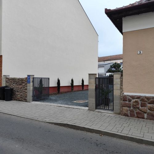 Szent Kristóf Apartmanhotel Zalaegerszeg – Zalaegerszeg, Ungaria