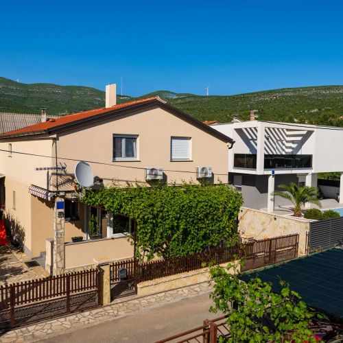 Apartman Gornji Karin - CDA618