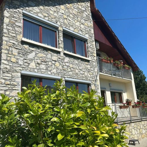 Meggyes Apartman Balatonalmádi – Balatonalmádi, Maďarsko