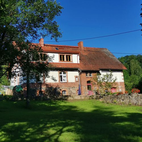 ZACZAROWALIM Dom w Górach Sowich Walim