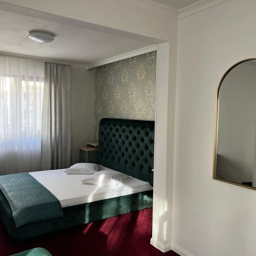 Eden Rooms București