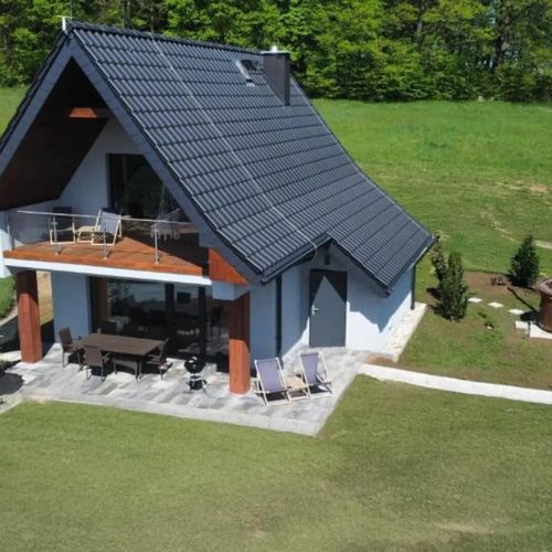 W Sercu Kotliny - luksusowe wille 8 osobowe z balią opalaną drewnem i widokiem na góry Marcinów