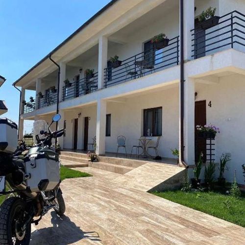 Casa Viviana Vama Veche