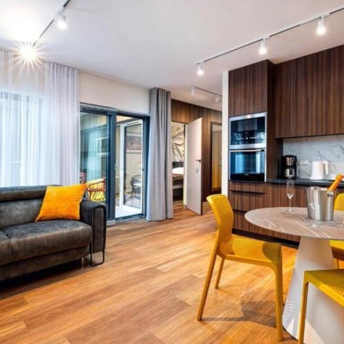 EASY RENT Apartments- The Art Lublin