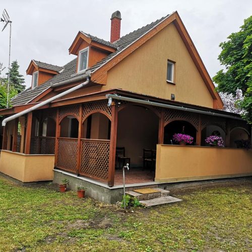 Ti-Bor Ház Kiskunmajsa