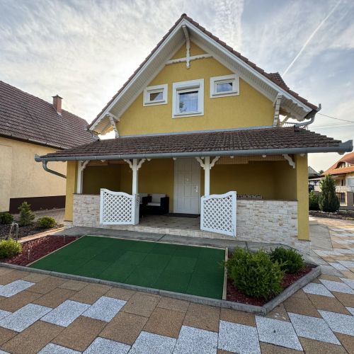 Flamingó Apartman Kiskunmajsa – Kiskunmajsa, Ungaria