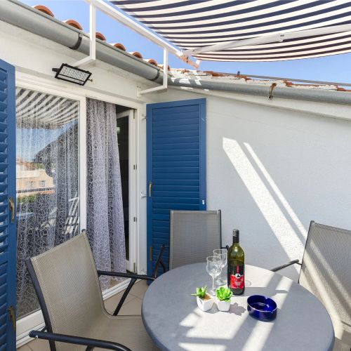Apartment Luka Srima