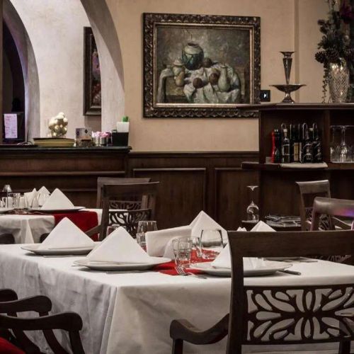 Hotel Hanul Bran – Bran, România