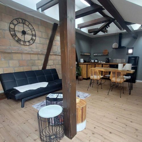 Padlás Apartman Győr – Győr, Ungaria