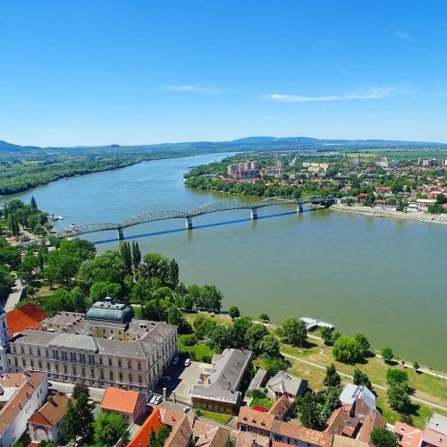Mendi Apartments Štúrovo – Štúrovo, Slovacia