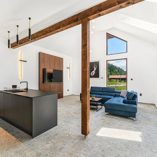 Eskaperdo Resort Sub Cetate