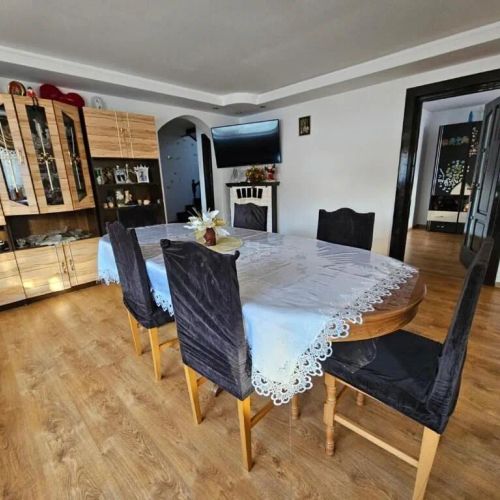 Casa Larisa Cacica – Cacica, România