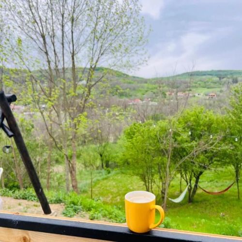 Căsuța cu Narghilea Joseni – Joseni, România