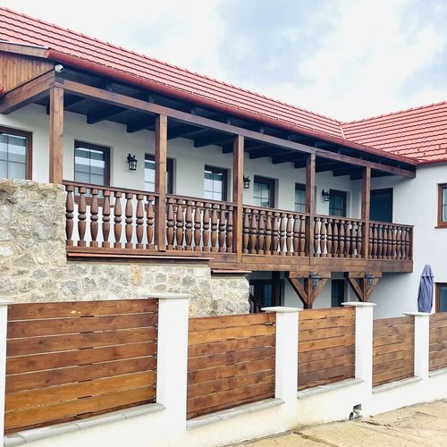 Lator-Hans Apartmanház Villány